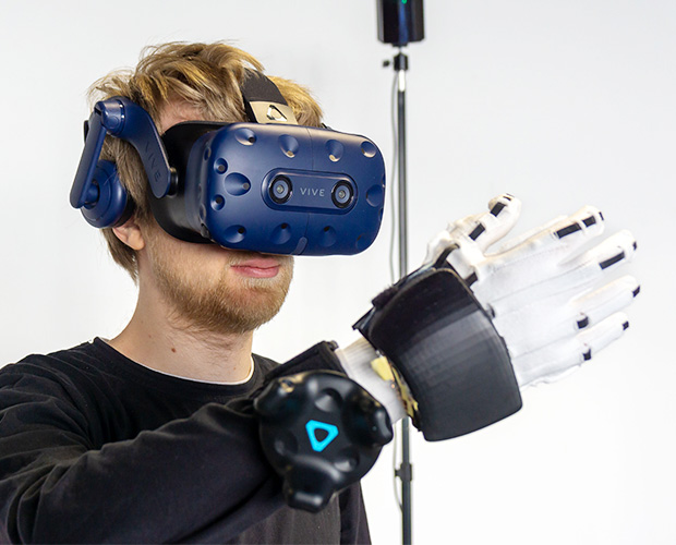 Projekt Tastsinn-VR Sensorhandschuh